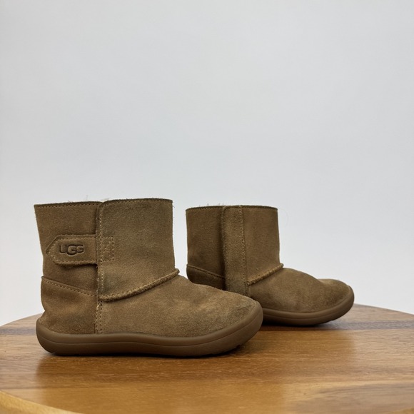 Little Kids Ugg Australia Keelan Chestnut Suede Shearling Comfort Boots Size 9 C - Picture 1 of 8